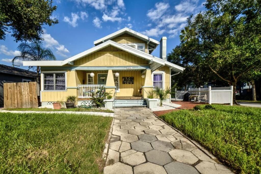 St Pete Vacation Rentals St. Petersburg Exterior photo